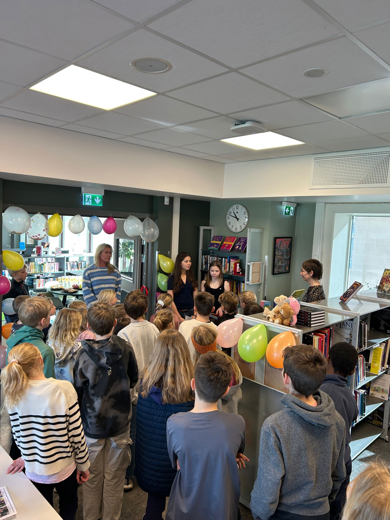 Rektor og bibliotekar ønsker velkommen